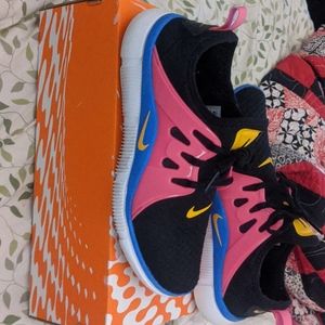 Women's nike sneakers